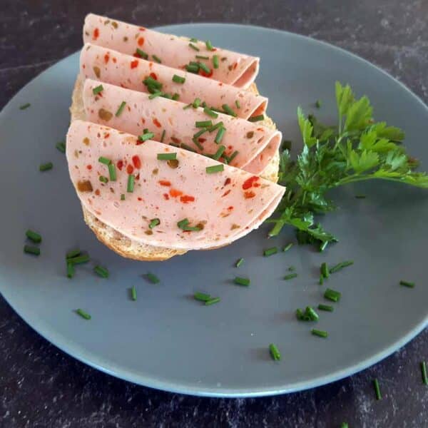 Puten-Paprika-Lyoner Aufschnitt