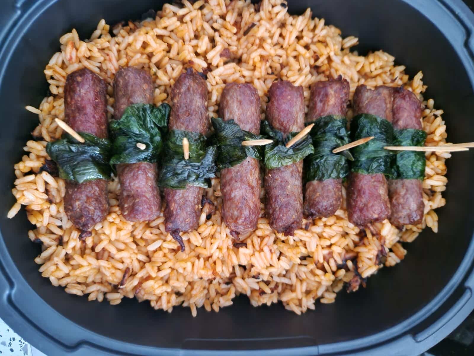 Cevapcici im Bärlauchmantel